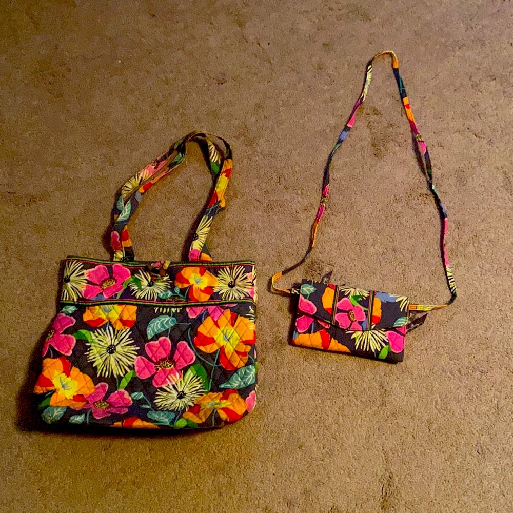 Vera Bradley tote and matching string wallet